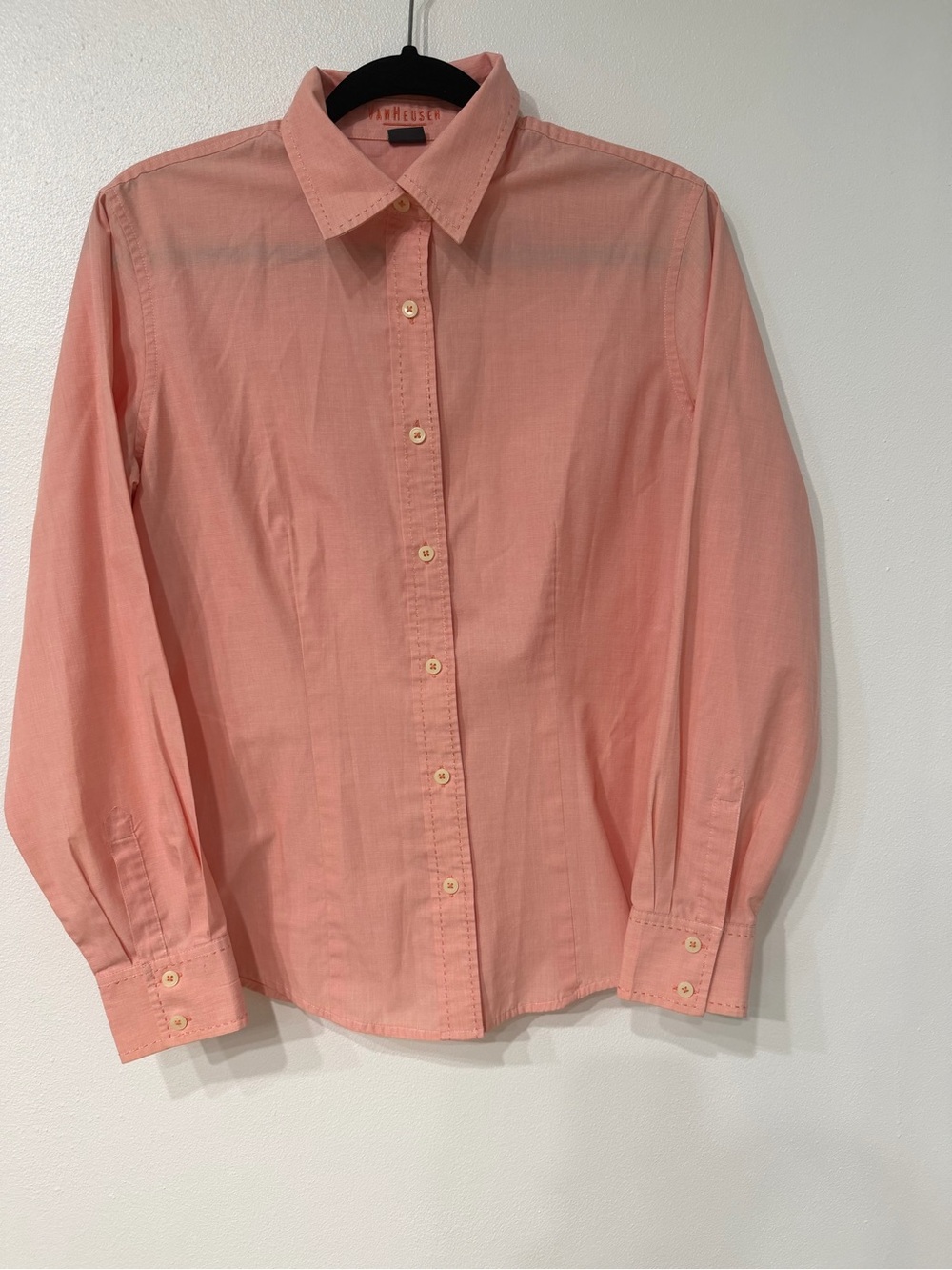 Van Heusen Women's Peach Pink Long Sleeve Button Down Shirt Size M
